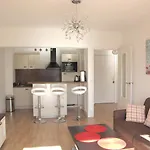 D'une A A 250 M De La Avec Jardin Clos Et Wifi Appartement Antibes
