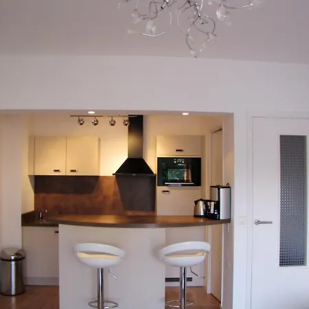 Moderne A 50 M² Vue Sur Jardin Apartment *