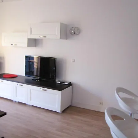 Apartmán Moderne A - 50 M² - Vue Sur Jardin Antibes