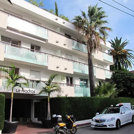 Apartmán Moderne A - 50 M² - Vue Sur Jardin Antibes