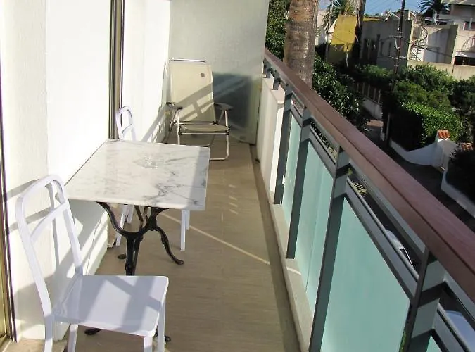 Moderne A - 50 M² - Vue Sur Jardin Antibes