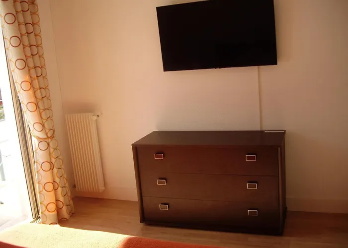 Moderne A - 50 M² - Vue Sur Jardin Apartment Antibes